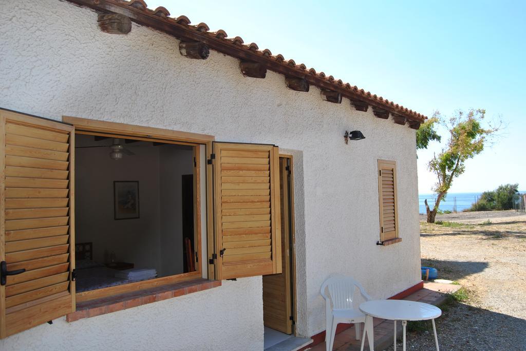 Camping B&B Gioiosa Gioiosa Marea Eksteriør billede