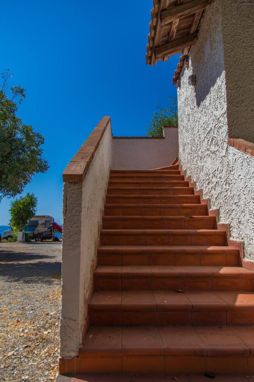 Camping B&B Gioiosa Gioiosa Marea Eksteriør billede
