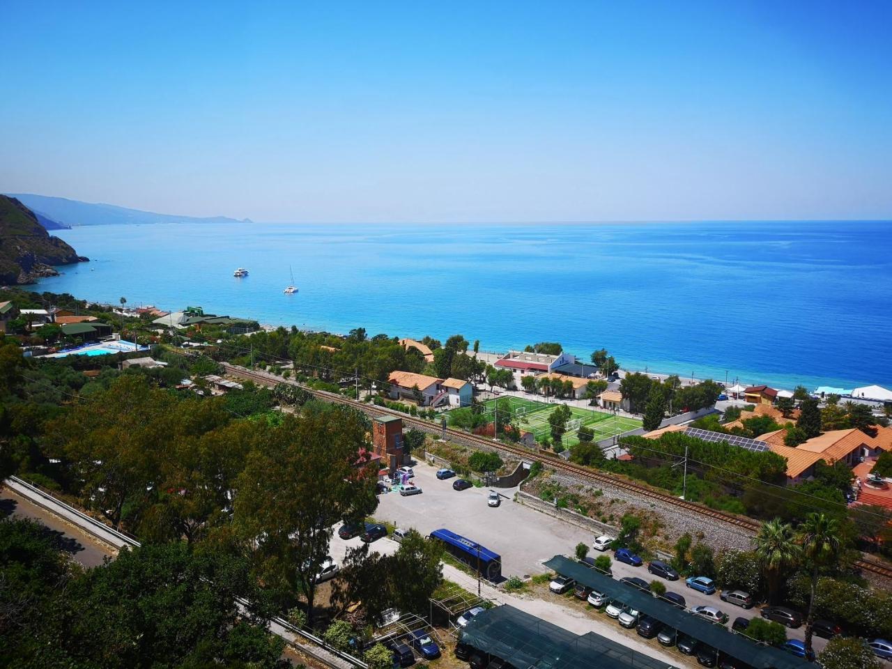 Camping B&B Gioiosa Gioiosa Marea Eksteriør billede